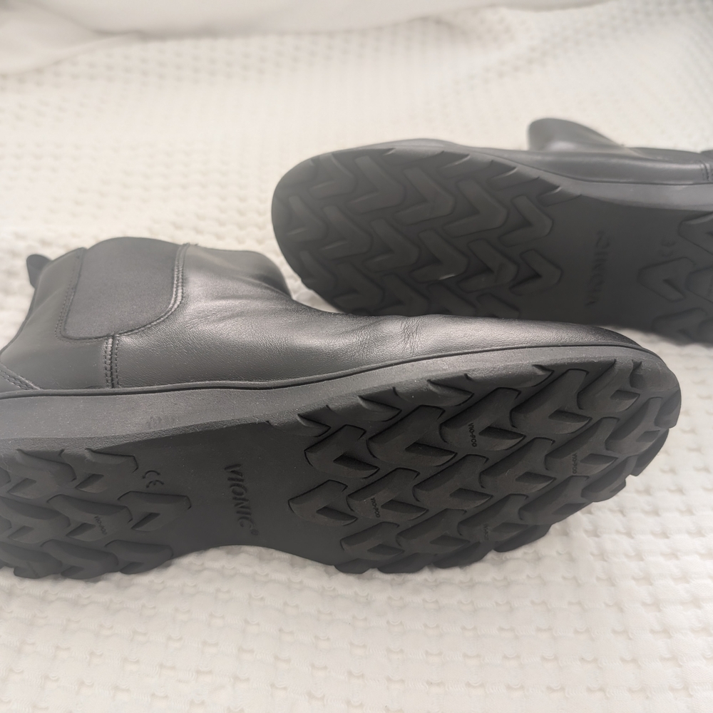 Vionic Women's Black Chelsea Boots 9.5 - Picture 4 of 5
